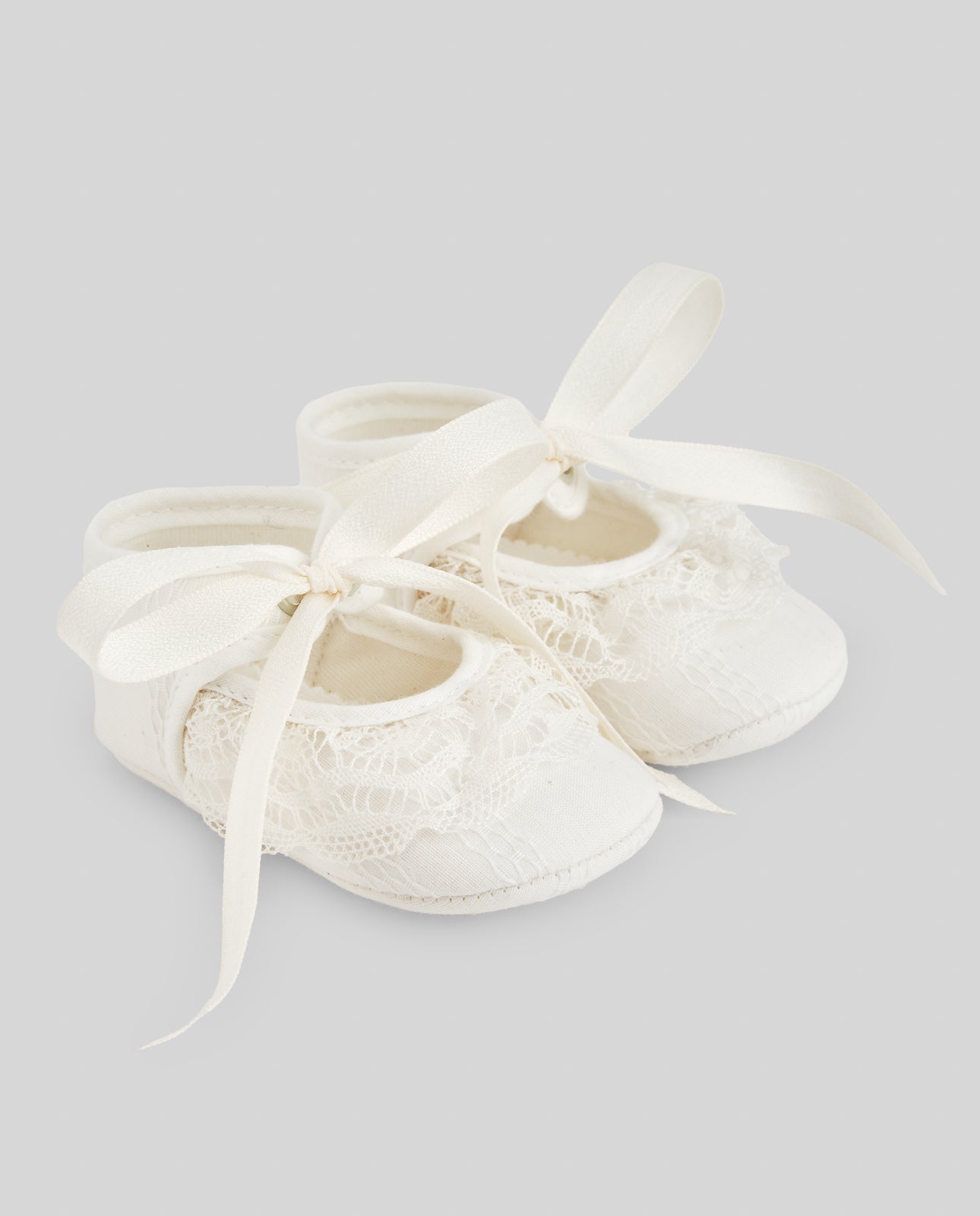 Woven Newborn Shoes with Bow