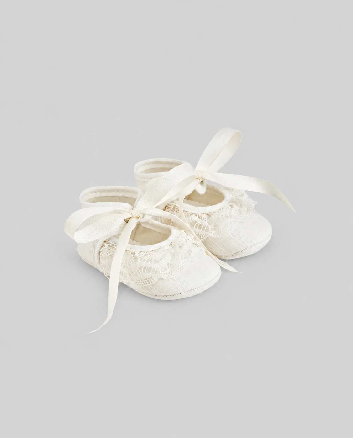 Woven Newborn Shoes with Bow