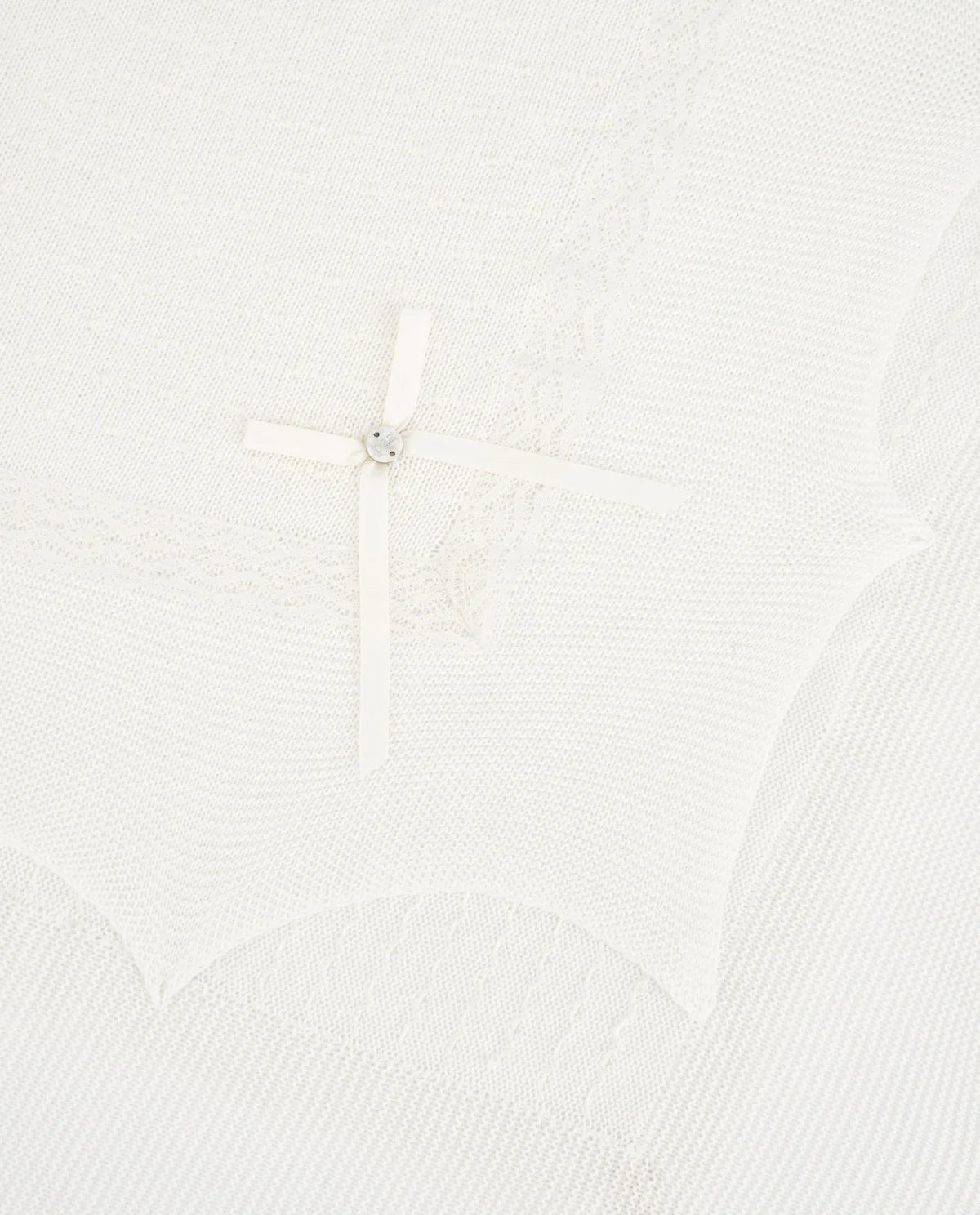 Knit Newborn Shawl "Paz"